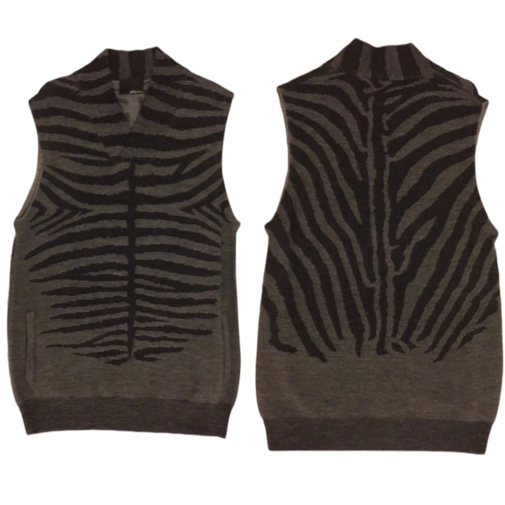 3.1 Phillip Lim pullover sweater vest 🦓